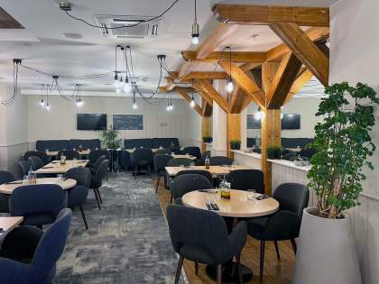 Restaurant Italien Mulhouse · Bella Society · Holiday Inn